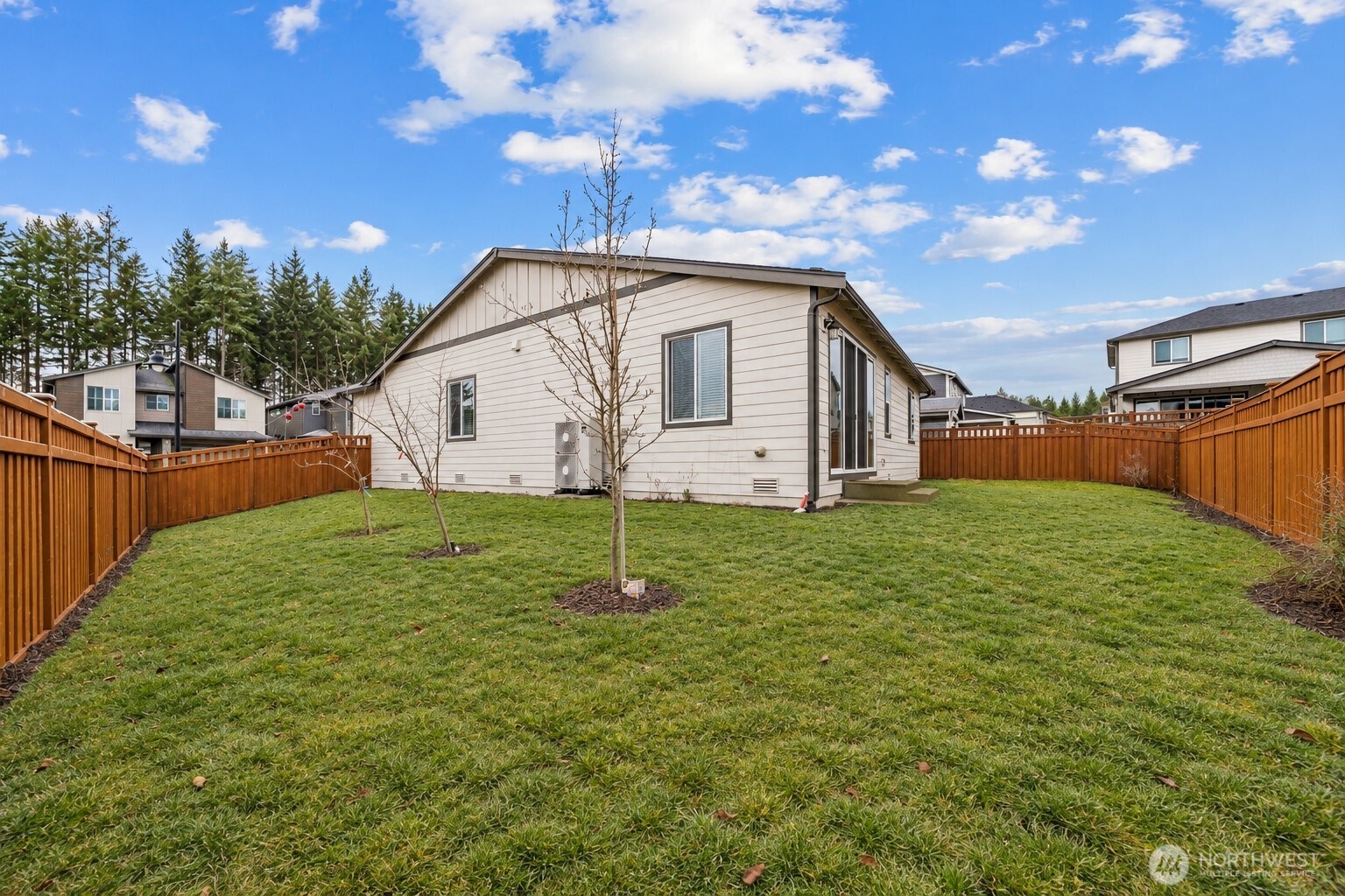 13404 Edmunds Parkway Property Photo 18