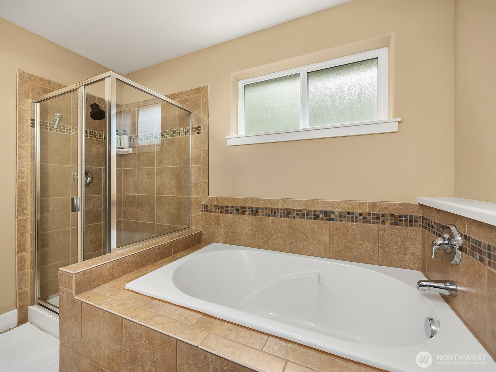 3115 74th Drive Property Photo 14