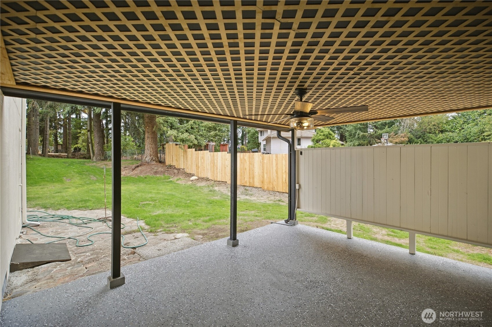 4702 Waller Road Property Photo 27
