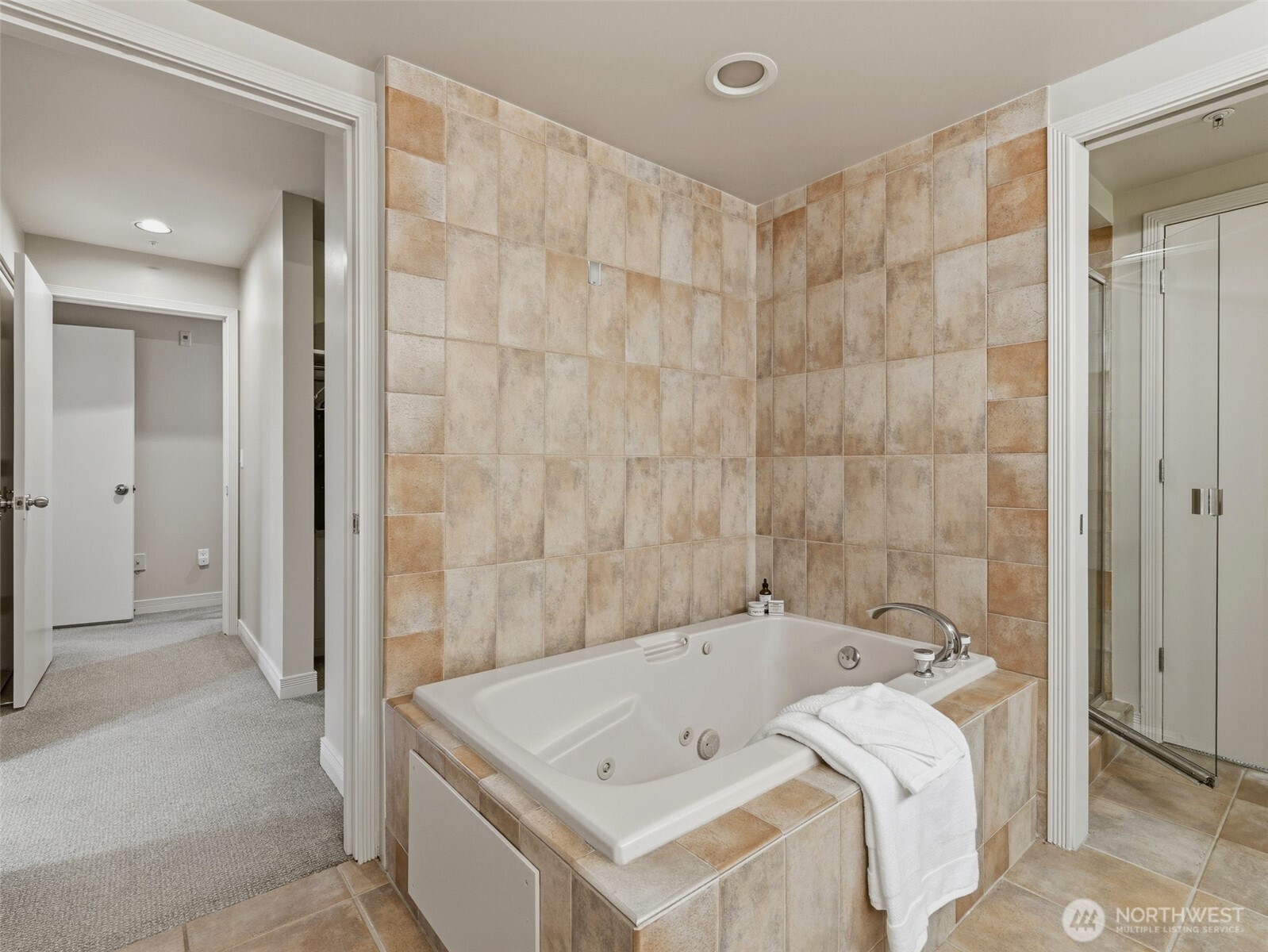 601 W Mercer Place 301 Property Photo 27