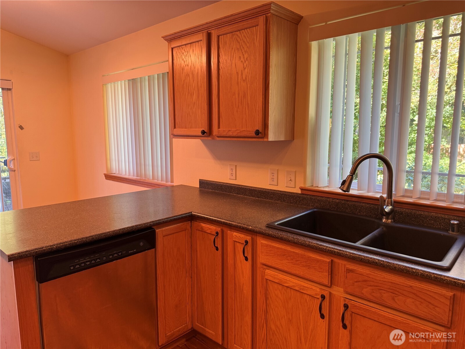 54 Honeycomb Lane Property Photo 3