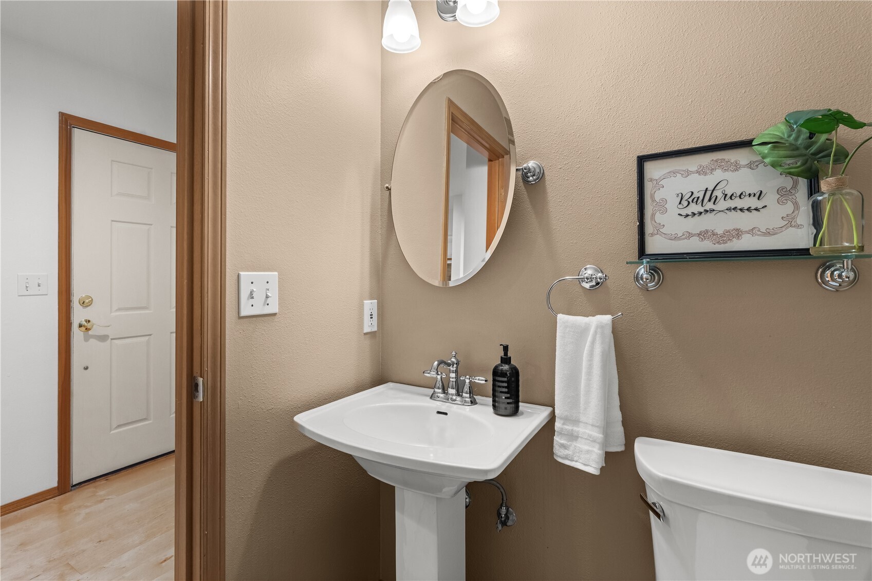 1144 Nw Windy Beach Lane Property Photo 11