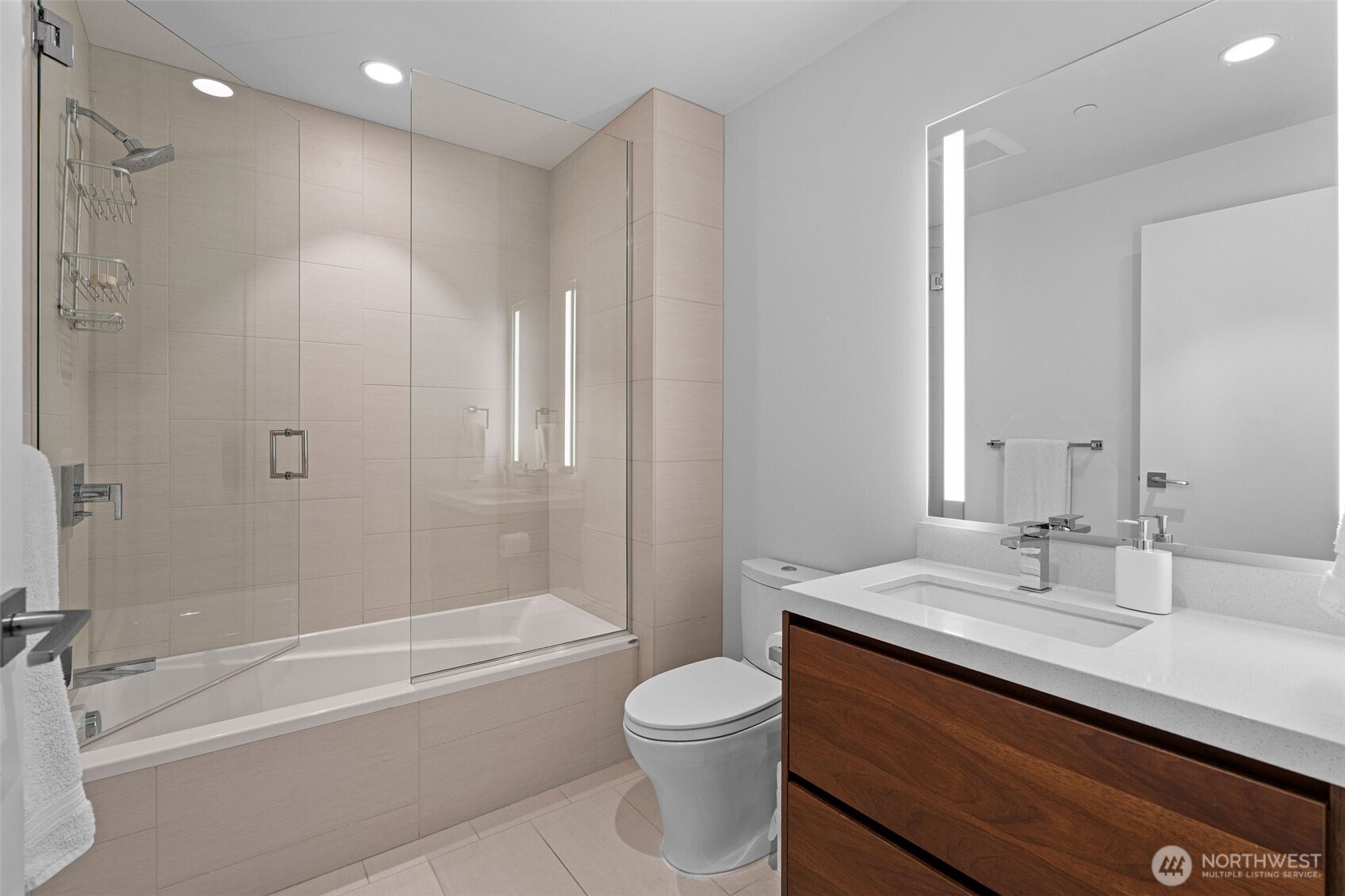 188 Bellevue Way 411 Property Photo 24