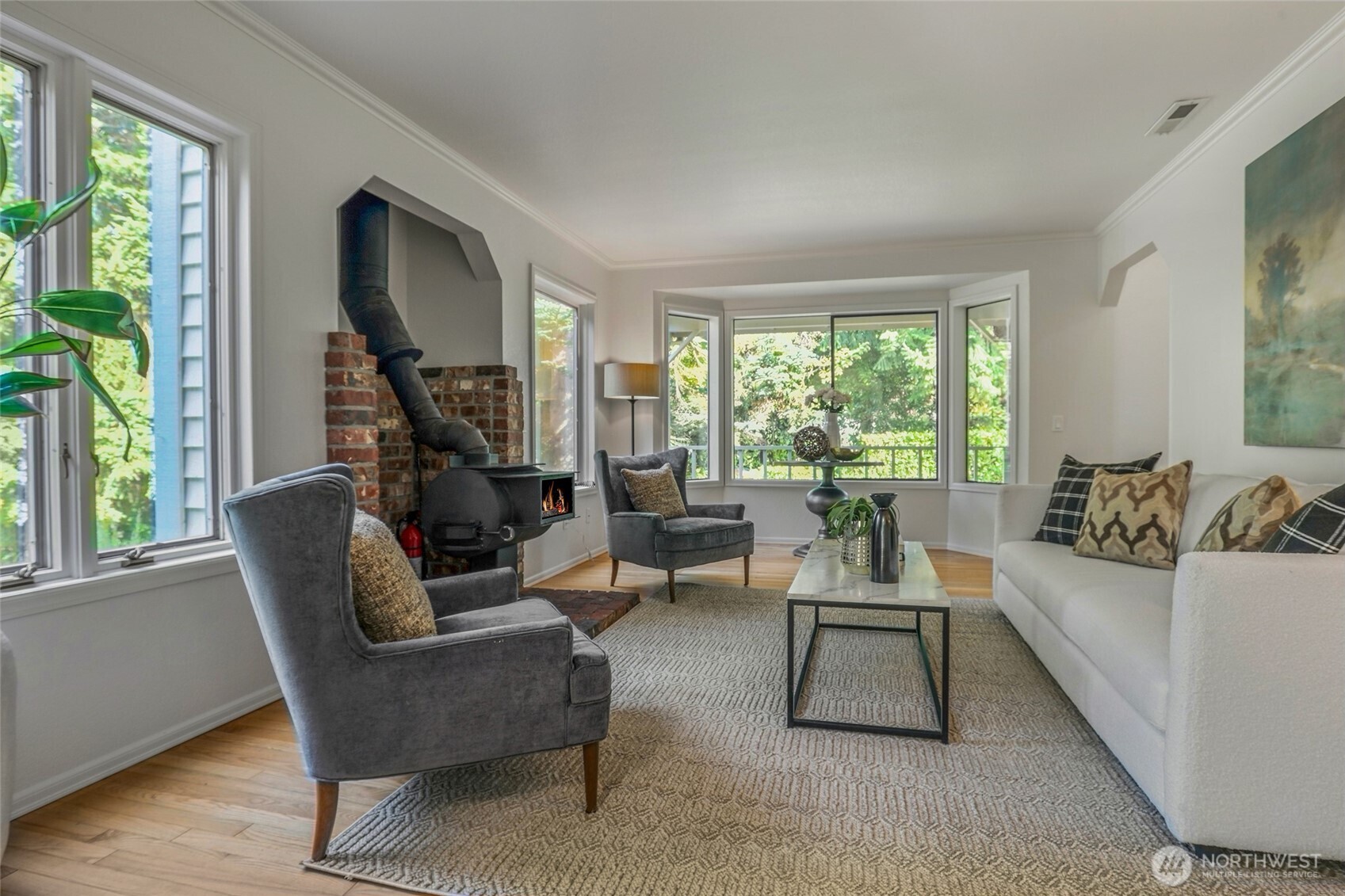 15907 48th Avenue Property Photo 6