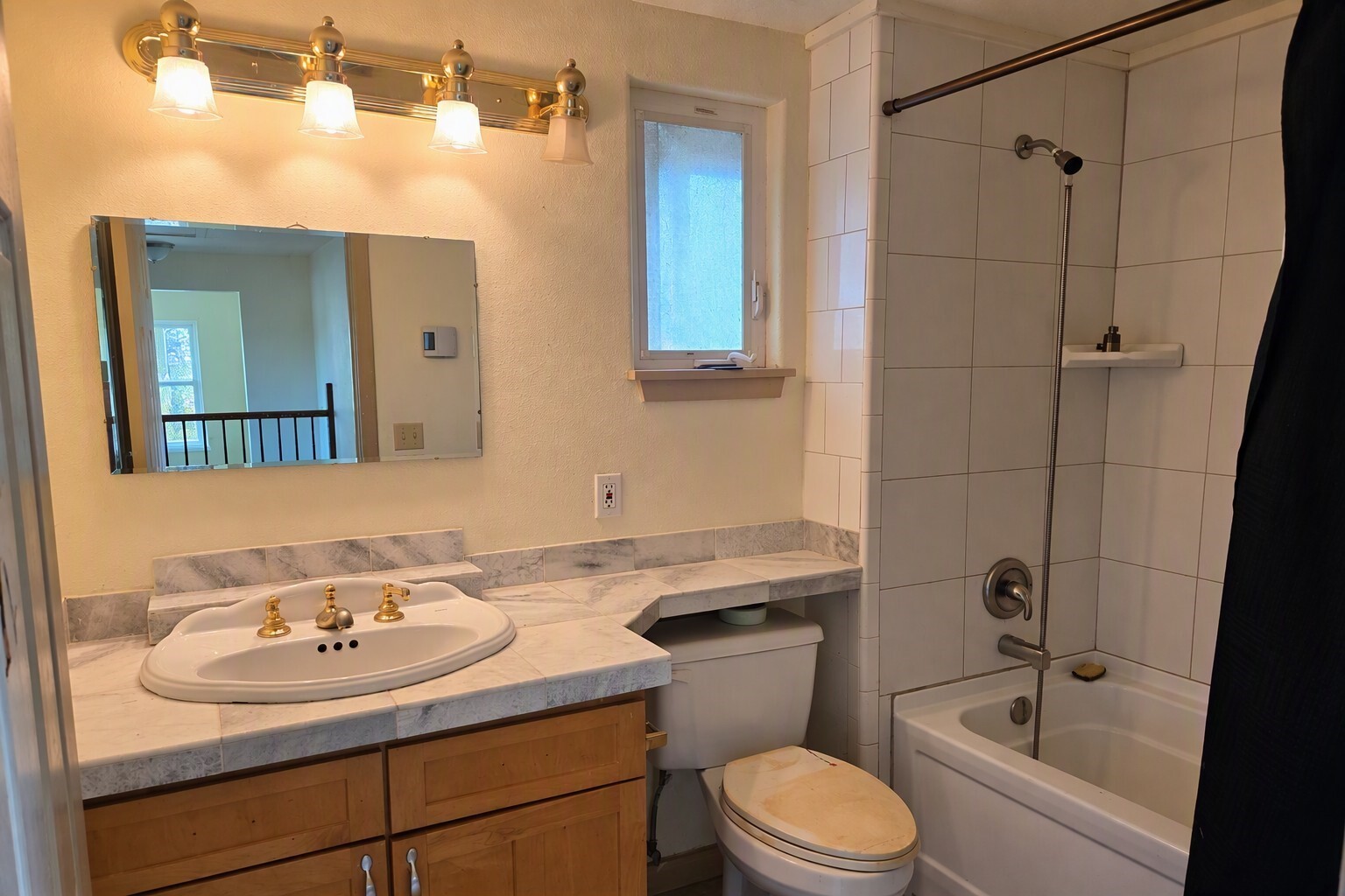 522 S Main Street Property Photo 16