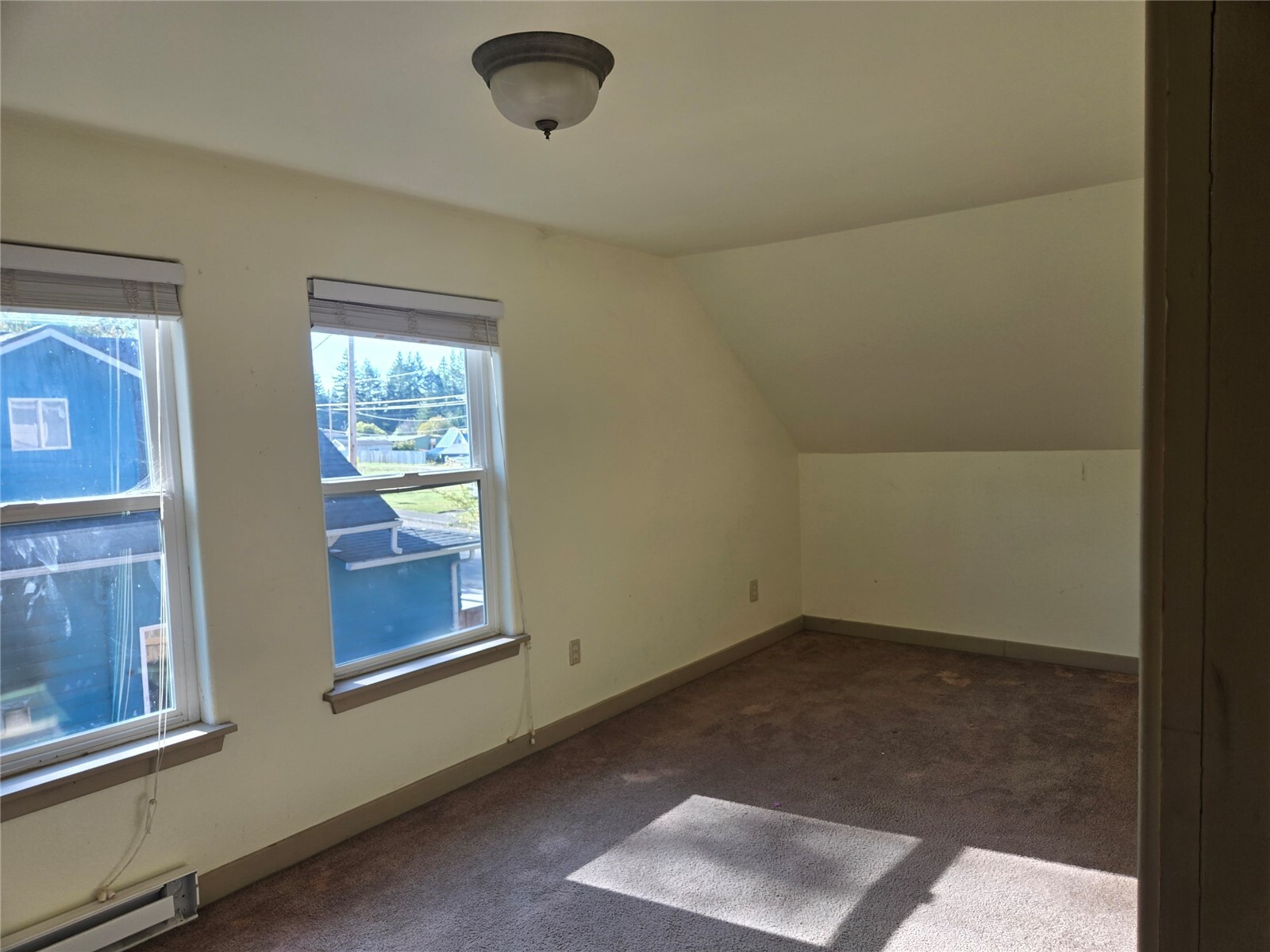 522 S Main Street Property Photo 17