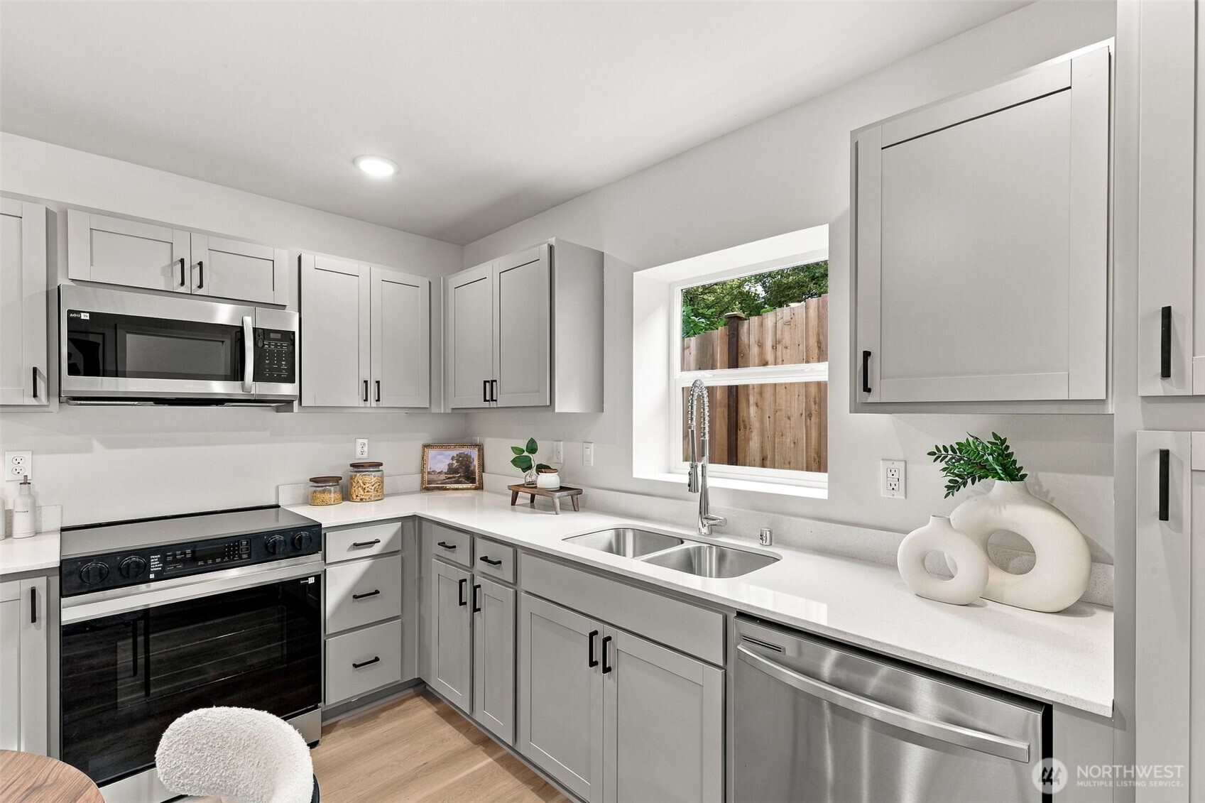 10514 Ninth Avenue Property Photo 5