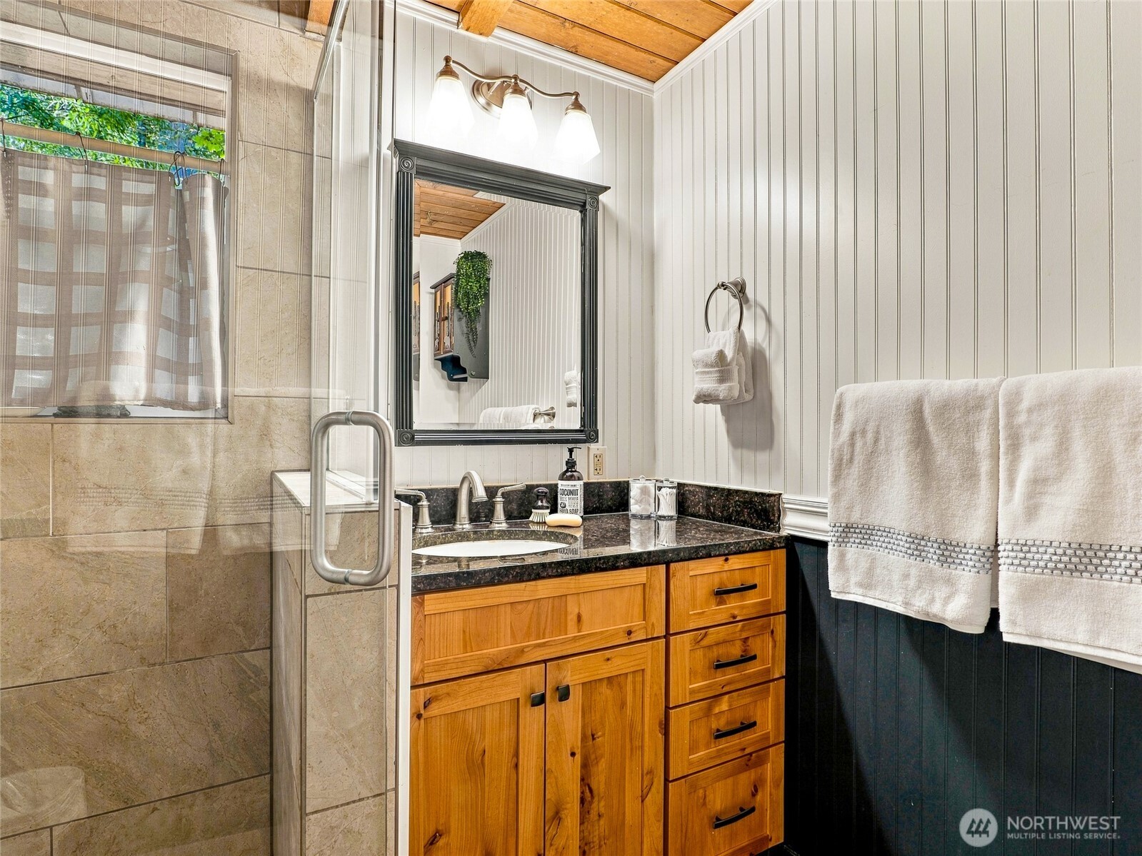 114 3rd Street Property Photo 16