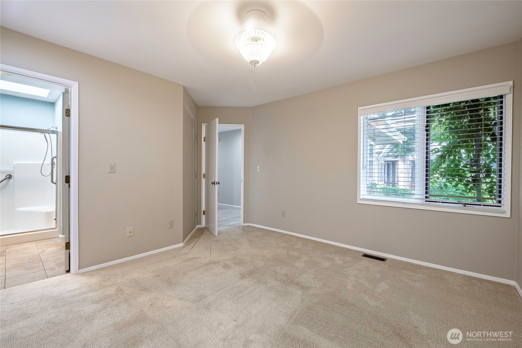 4143 Village Drive B Property Photo 25