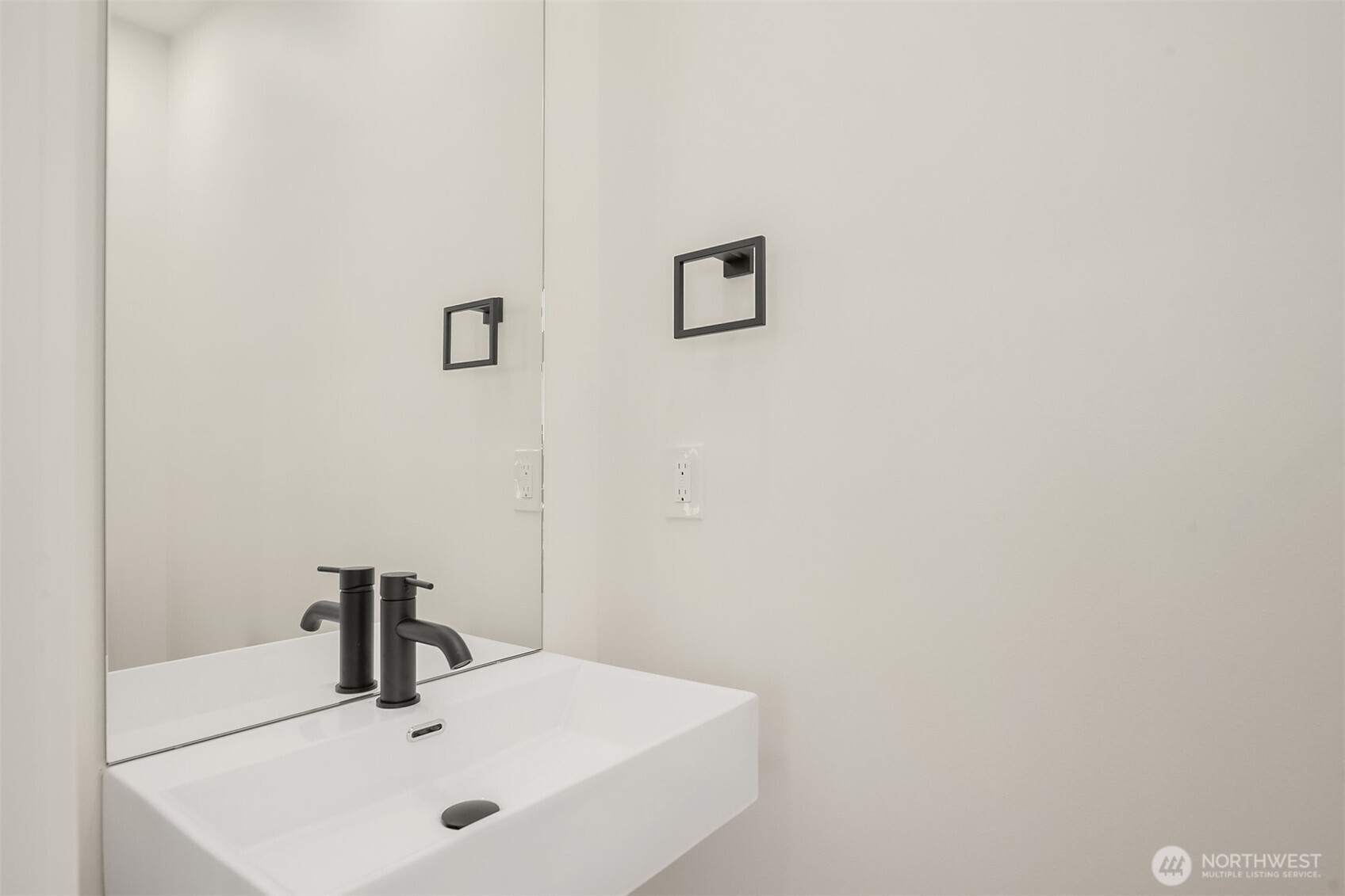 8316 Mary Avenue B Property Photo 18