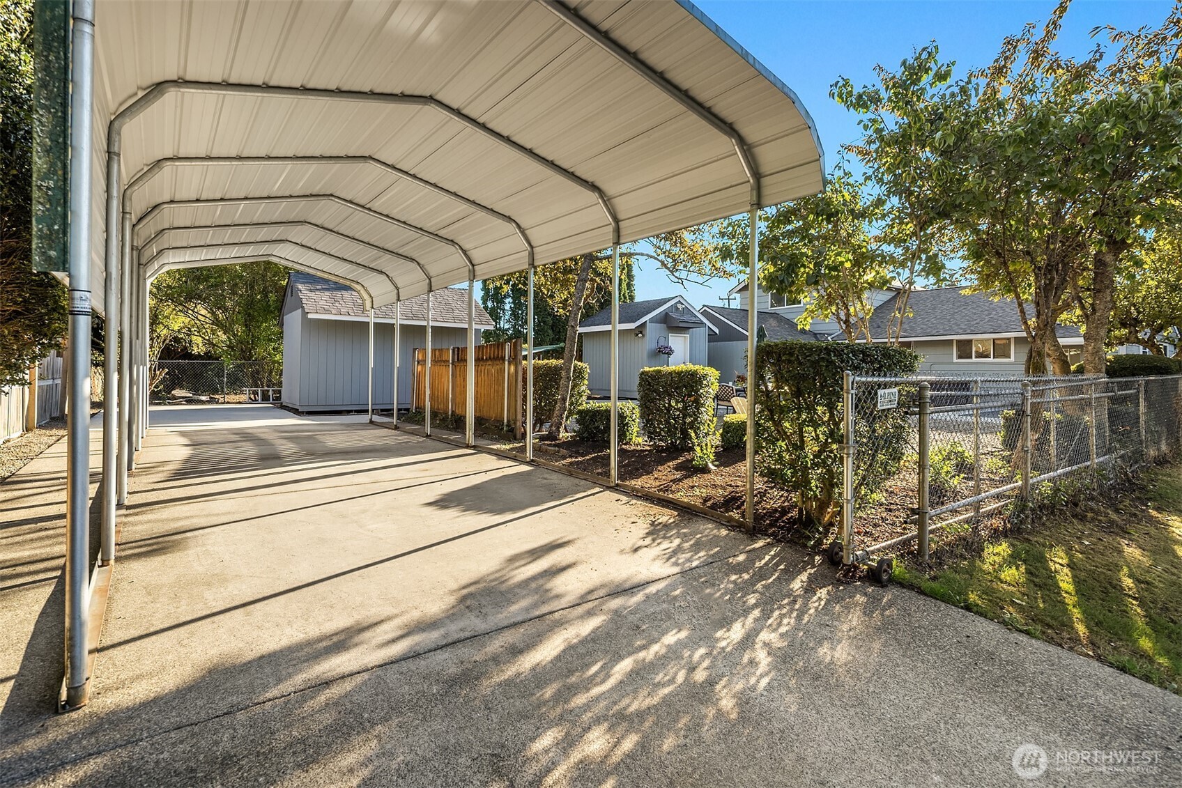 11902 21st Avenue Property Photo 6