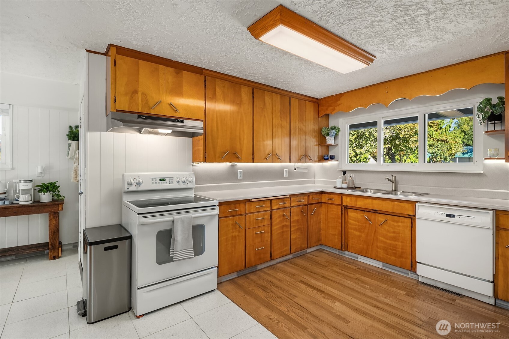 11902 21st Avenue Property Photo 19