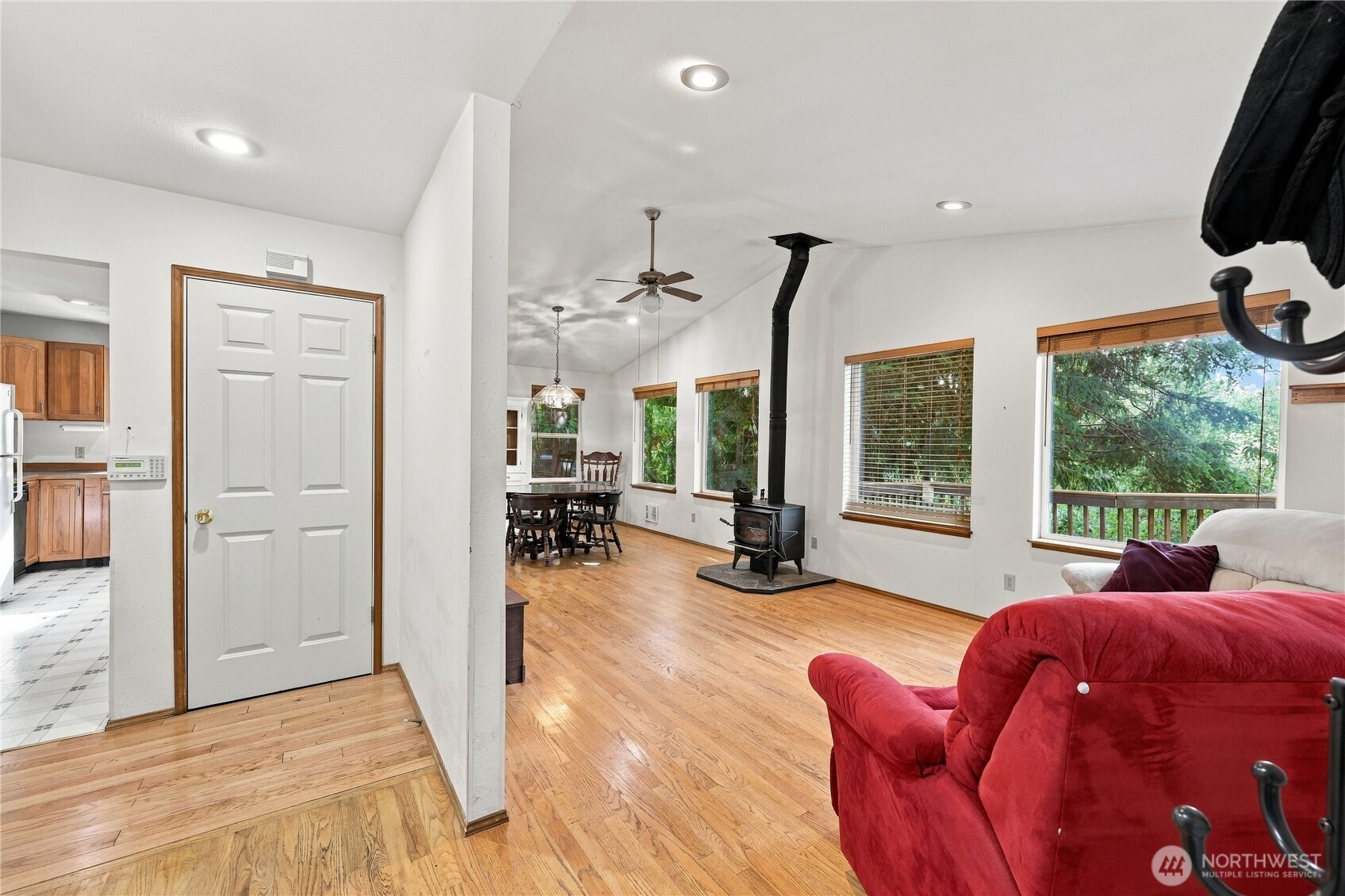 5921 Cedar Court Property Photo 12