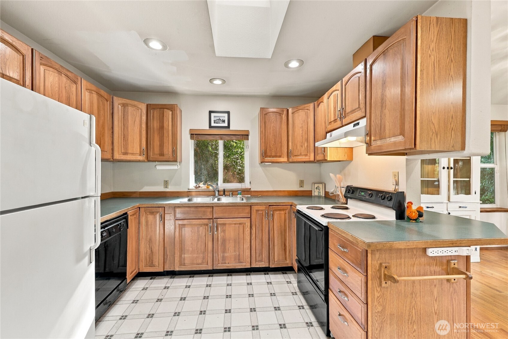 5921 Cedar Court Property Photo 18