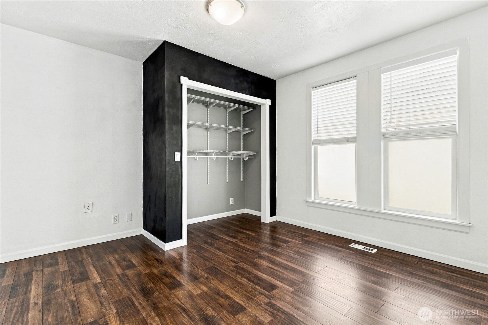 520 Bryant Avenue Property Photo 10