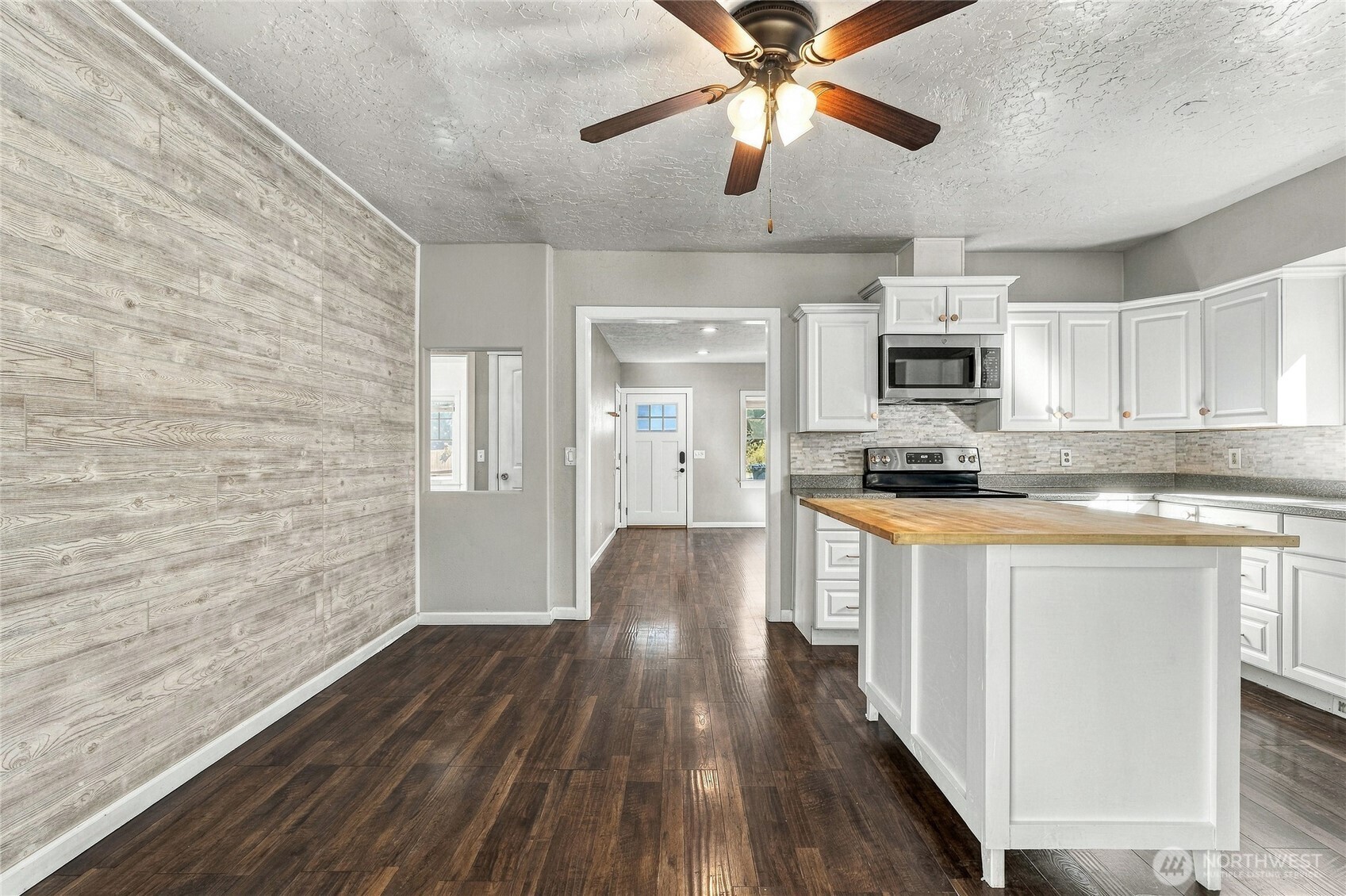 520 Bryant Avenue Property Photo 17