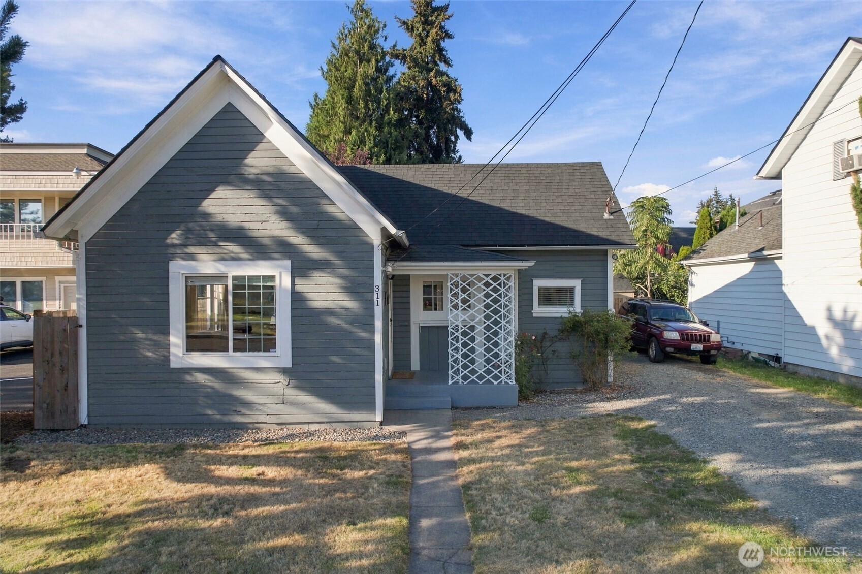 311 2nd Avenue Property Photo 1