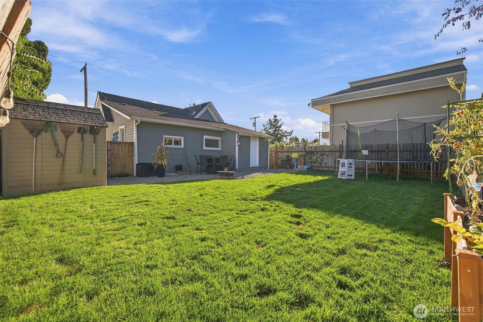 311 2nd Avenue Property Photo 3