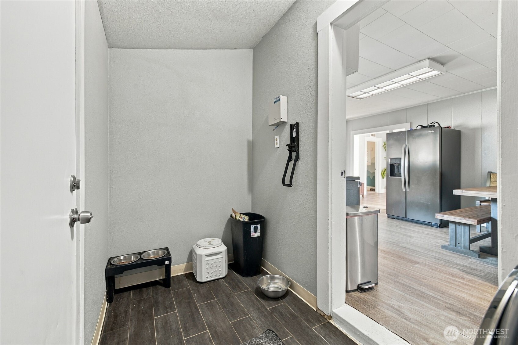 311 2nd Avenue Property Photo 23