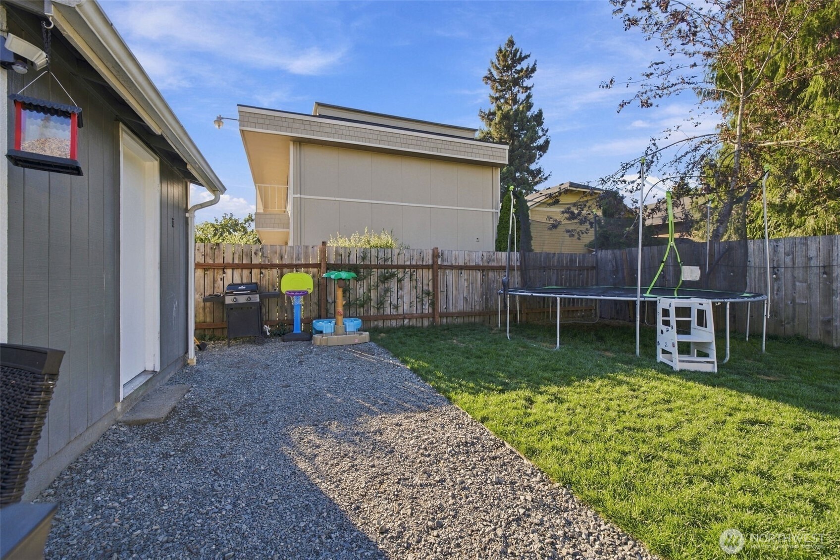 311 2nd Avenue Property Photo 29