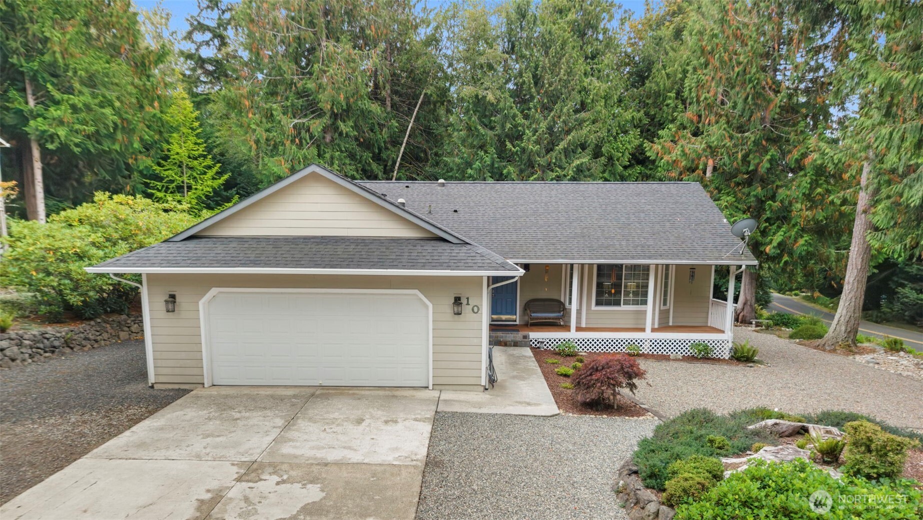 10 Clipper Lane Property Photo 1