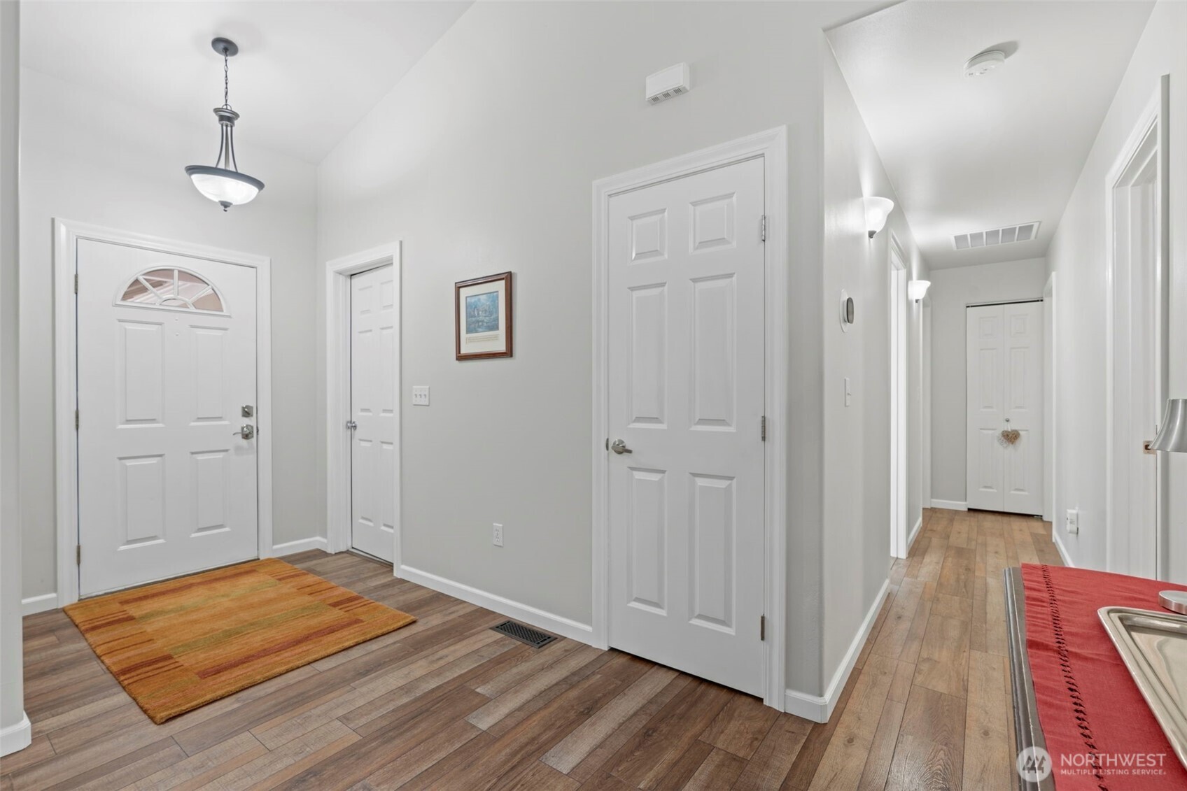 10 Clipper Lane Property Photo 5