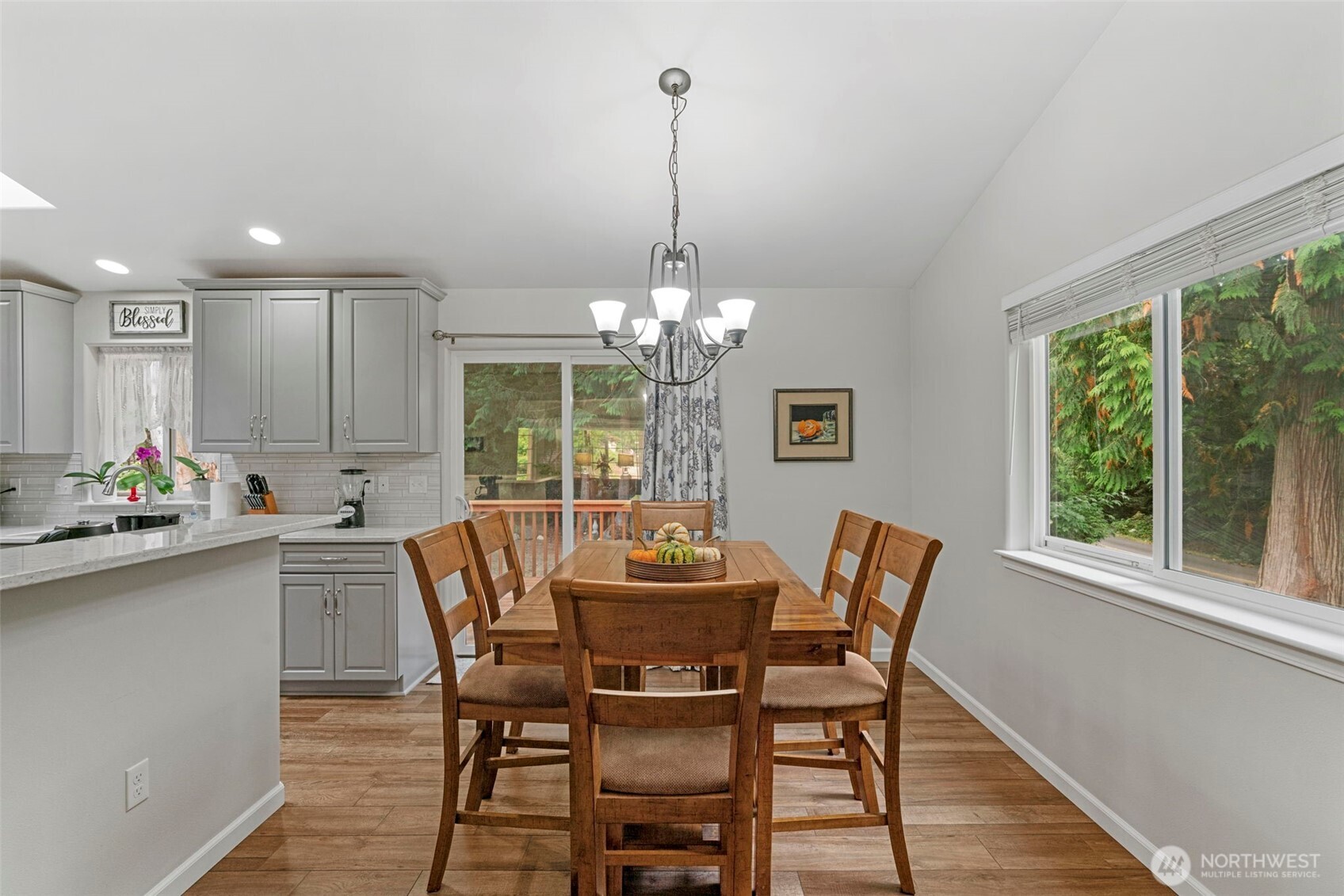 10 Clipper Lane Property Photo 9