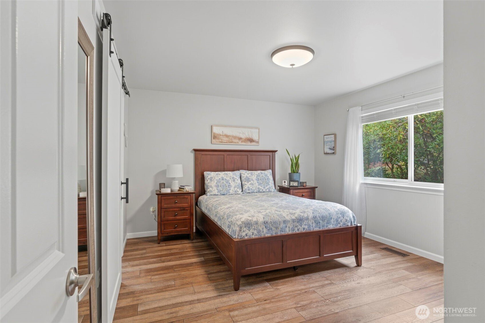 10 Clipper Lane Property Photo 17