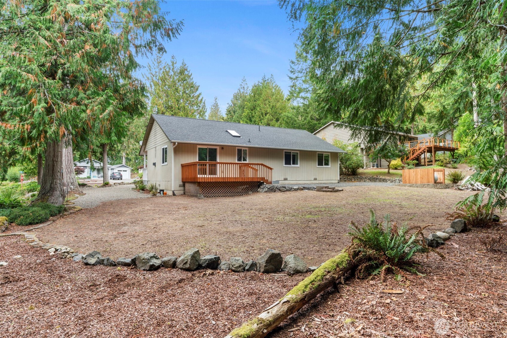 10 Clipper Lane Property Photo 37