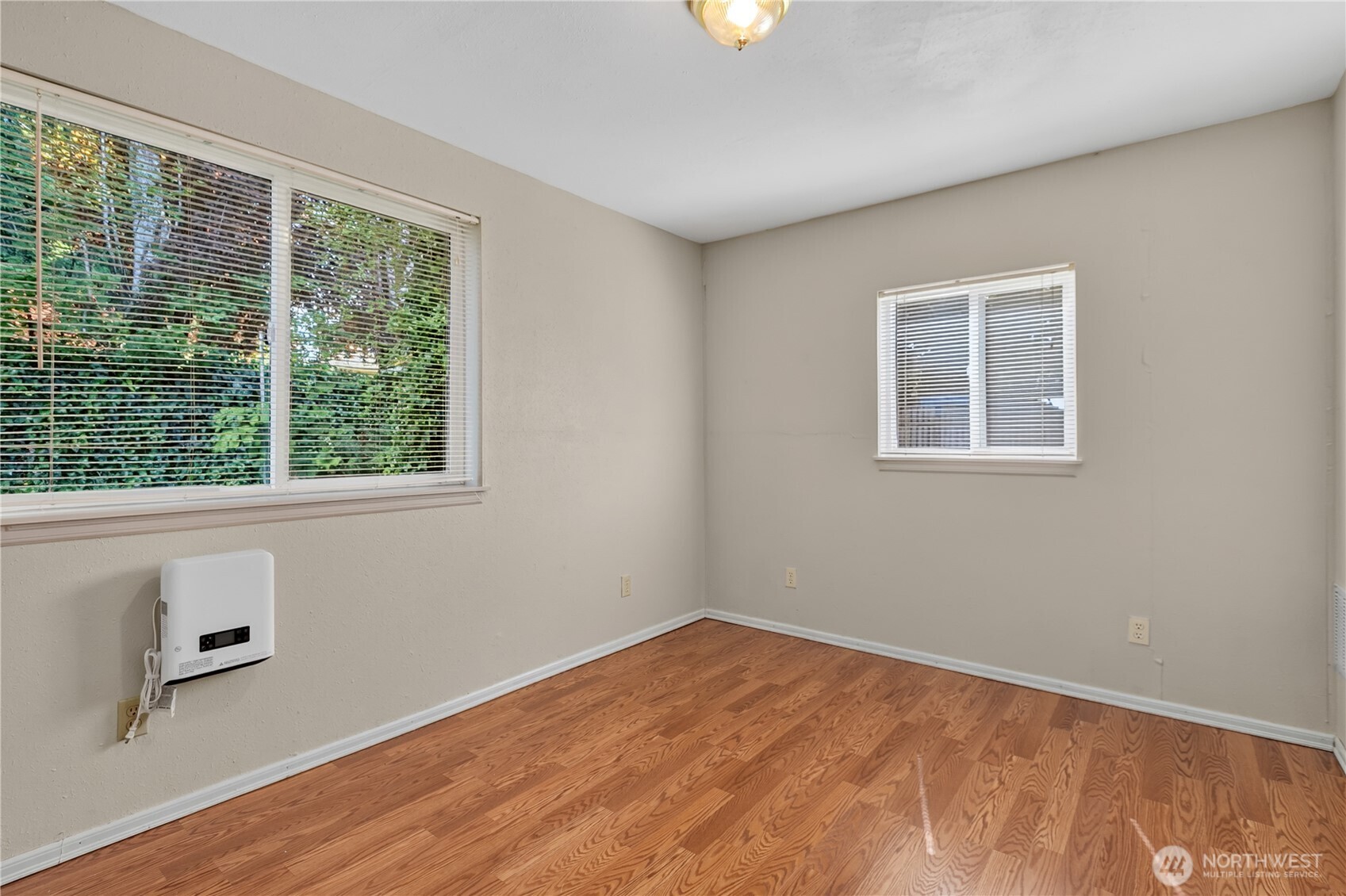 2932 E Fir Street Property Photo 20