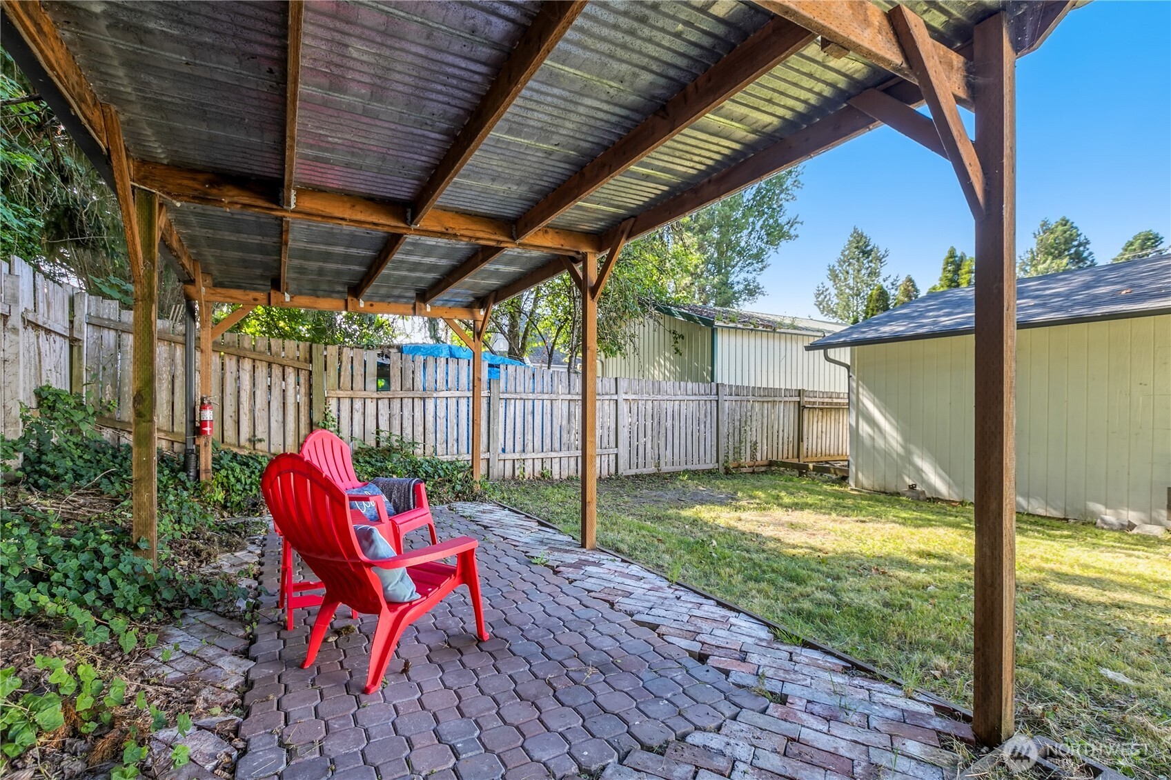 2932 E Fir Street Property Photo 27