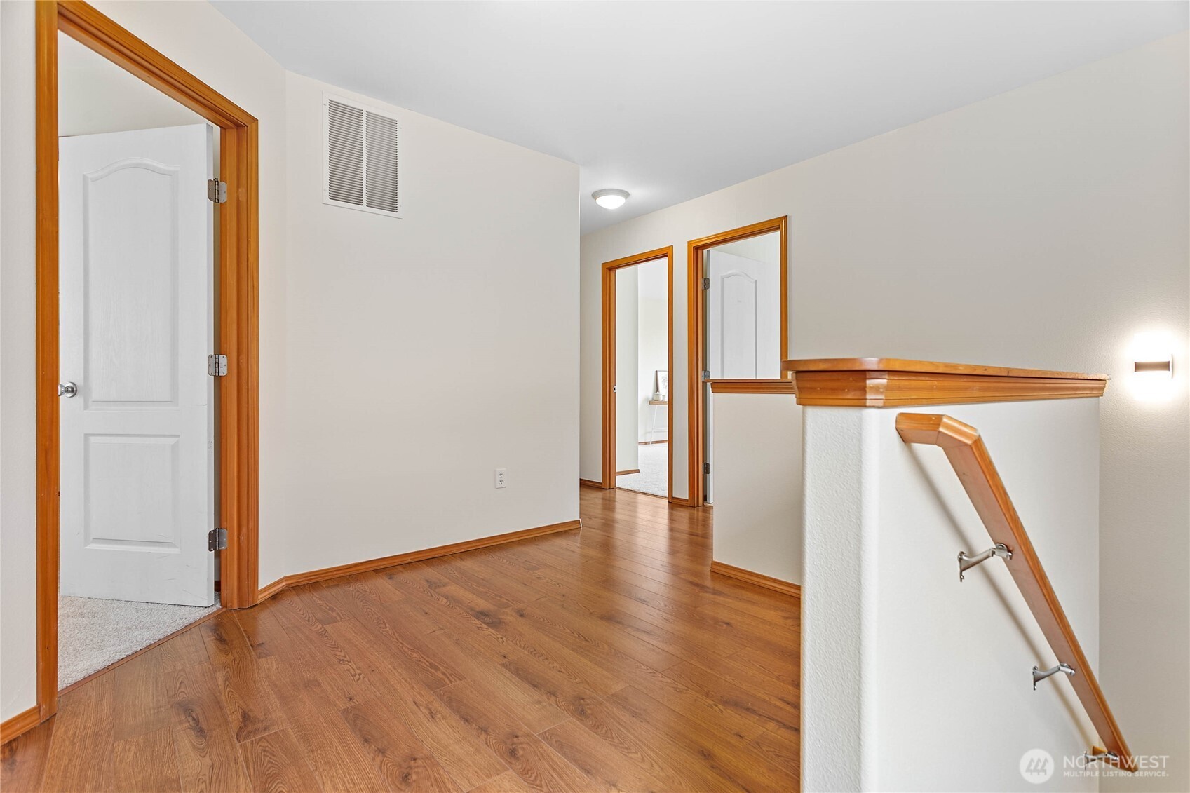 9926 2nd Place Property Photo 15