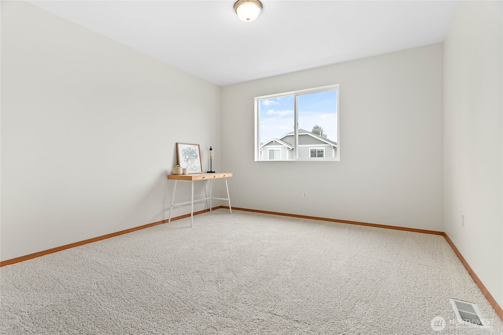 9926 2nd Place Property Photo 31