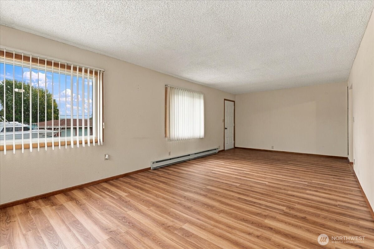 103 Electric Boulevard Property Photo 3