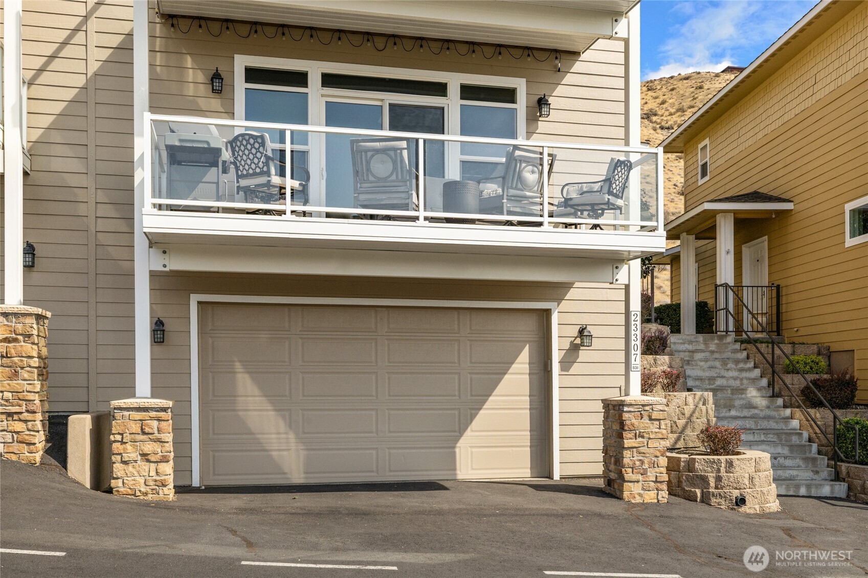 23307 Sunserra Loop Property Photo 2