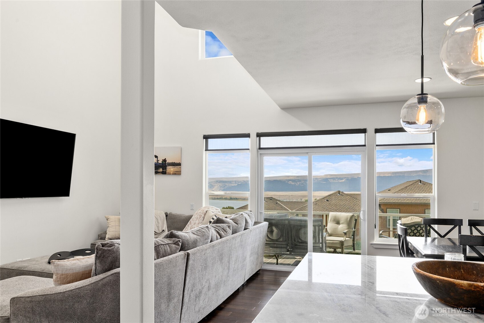 23307 Sunserra Loop Property Photo 6