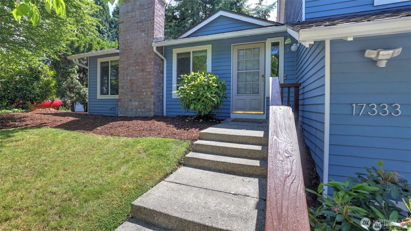 17333 160th Avenue Property Photo 5
