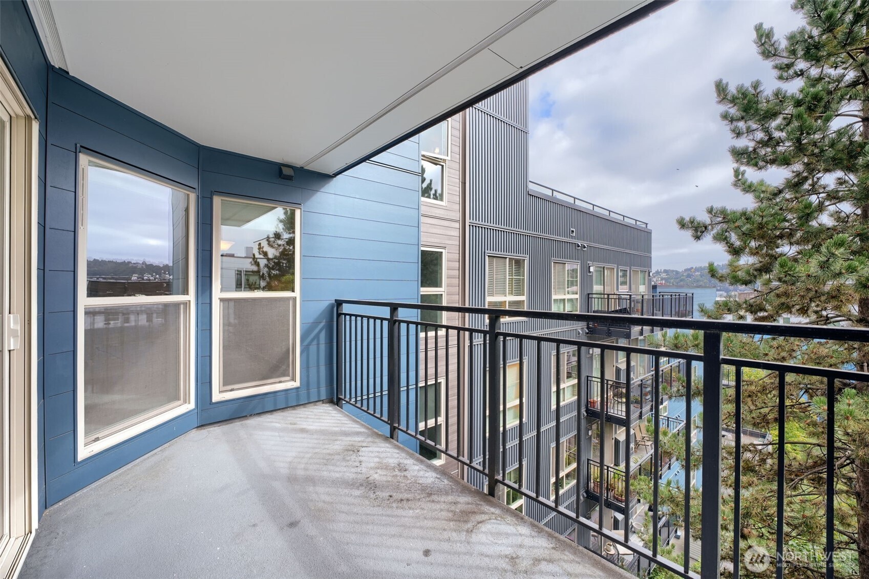 701 Galer Street 608 Property Photo 15