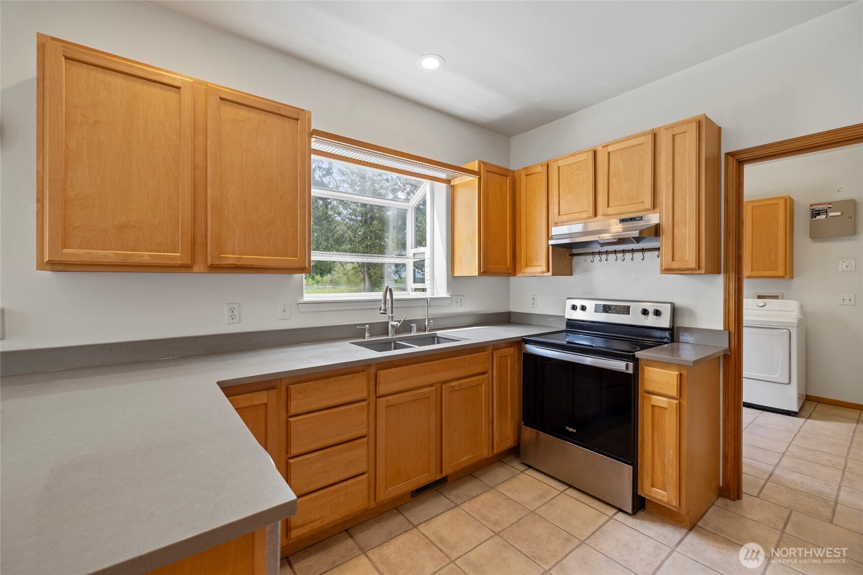 7037 Yukon Way Property Photo 11