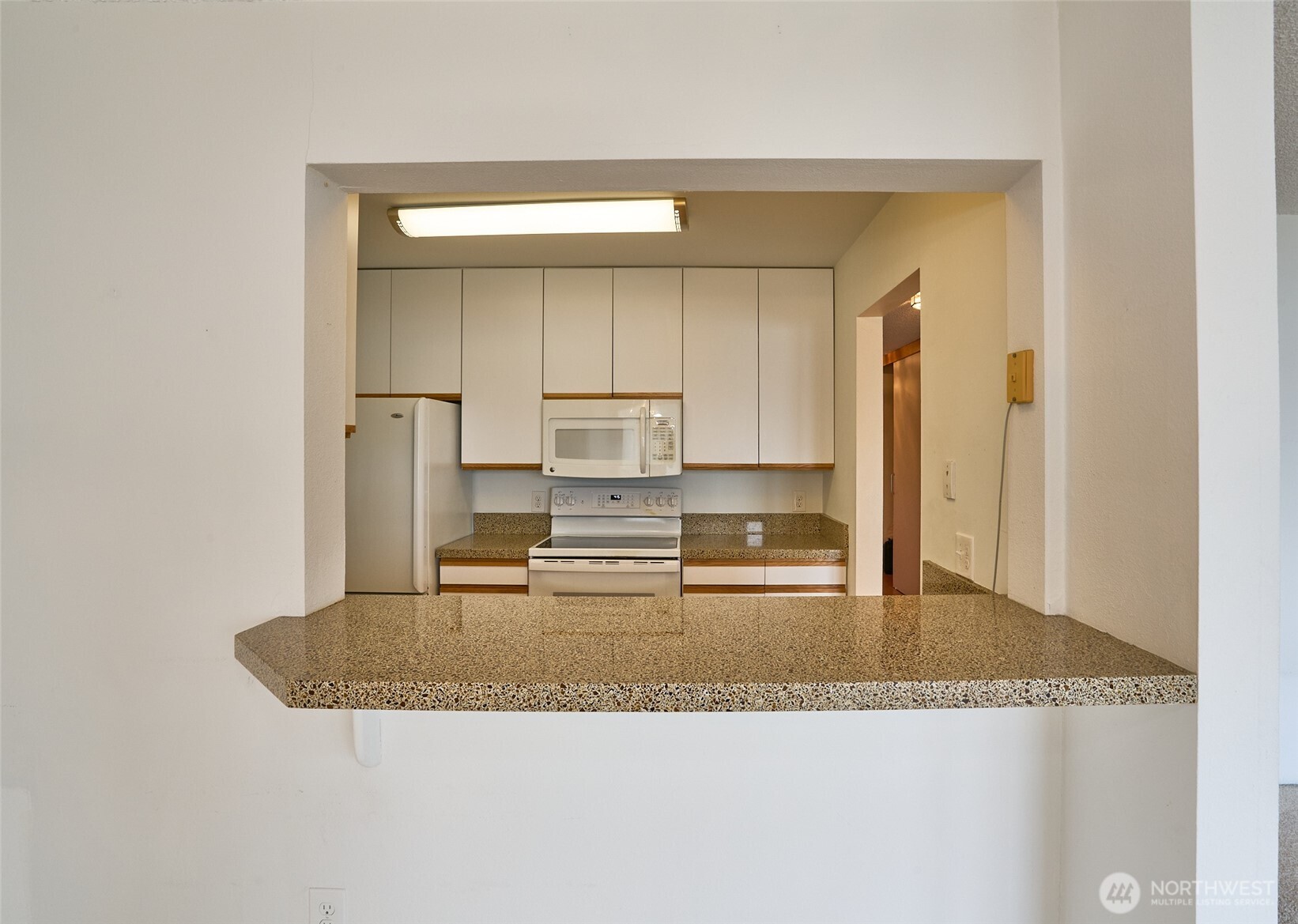 1301 Harbor Ave Sw #308 Property Photo 5