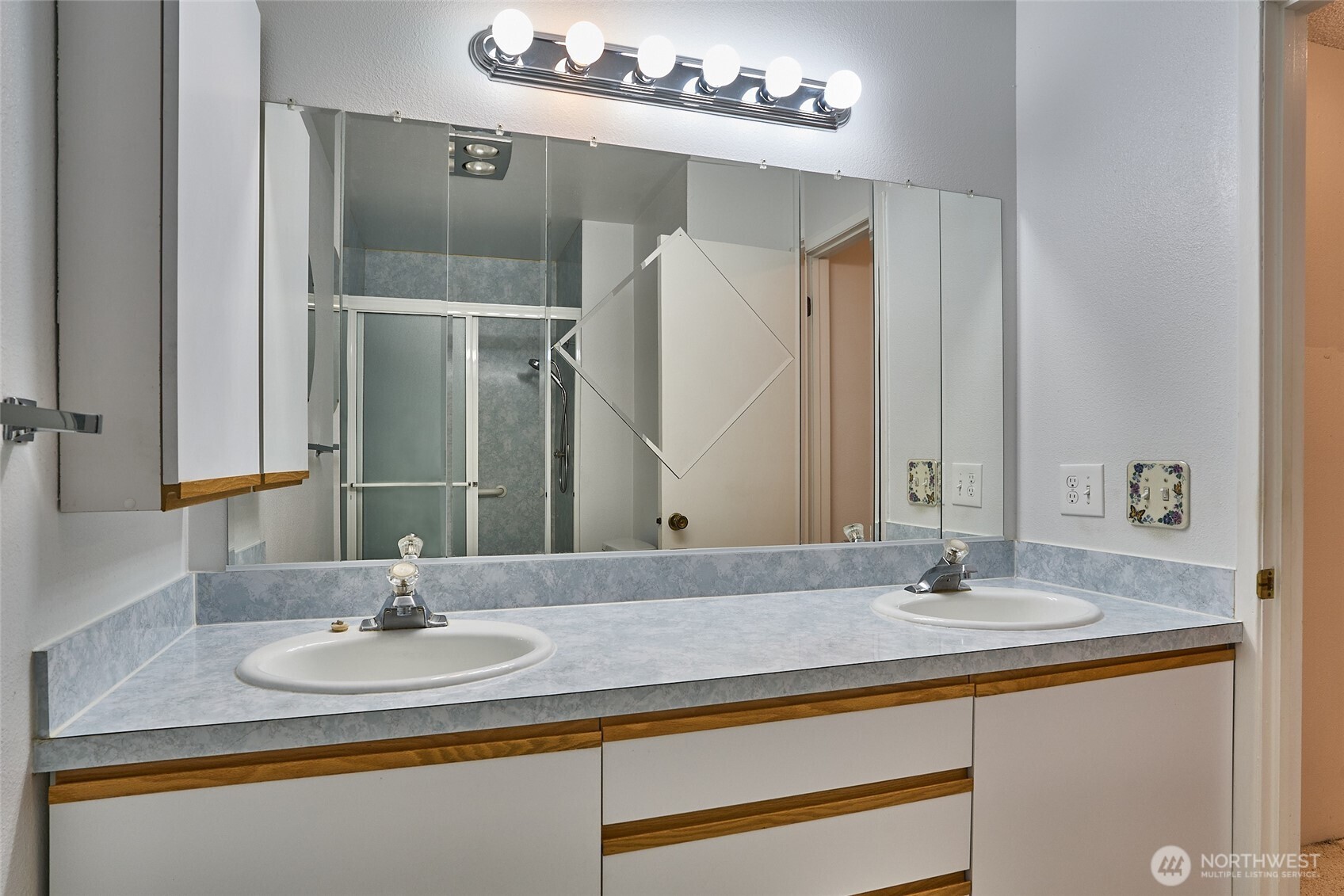 1301 Harbor Ave Sw #308 Property Photo 14