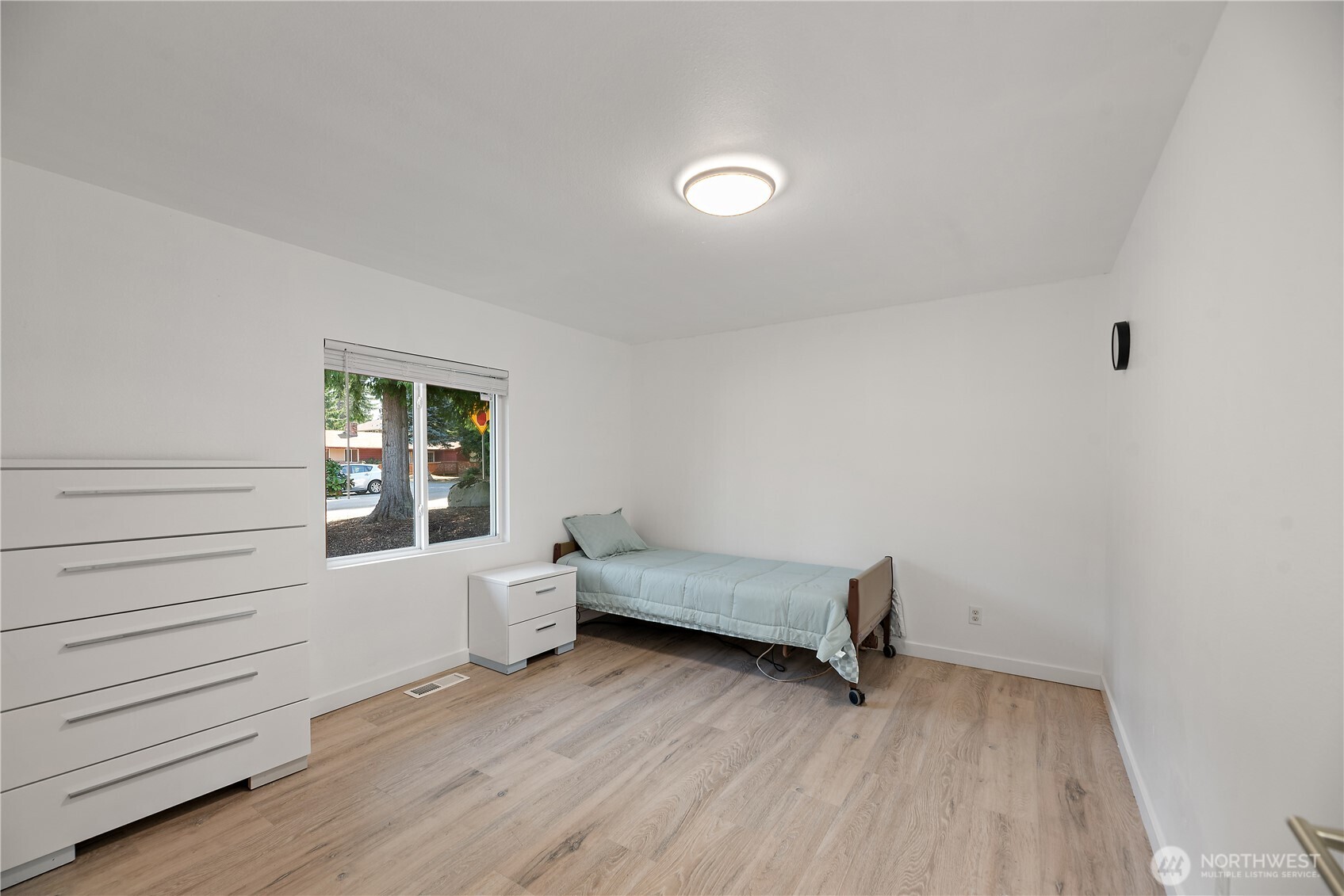 2104 Se 7th Street Property Photo 14