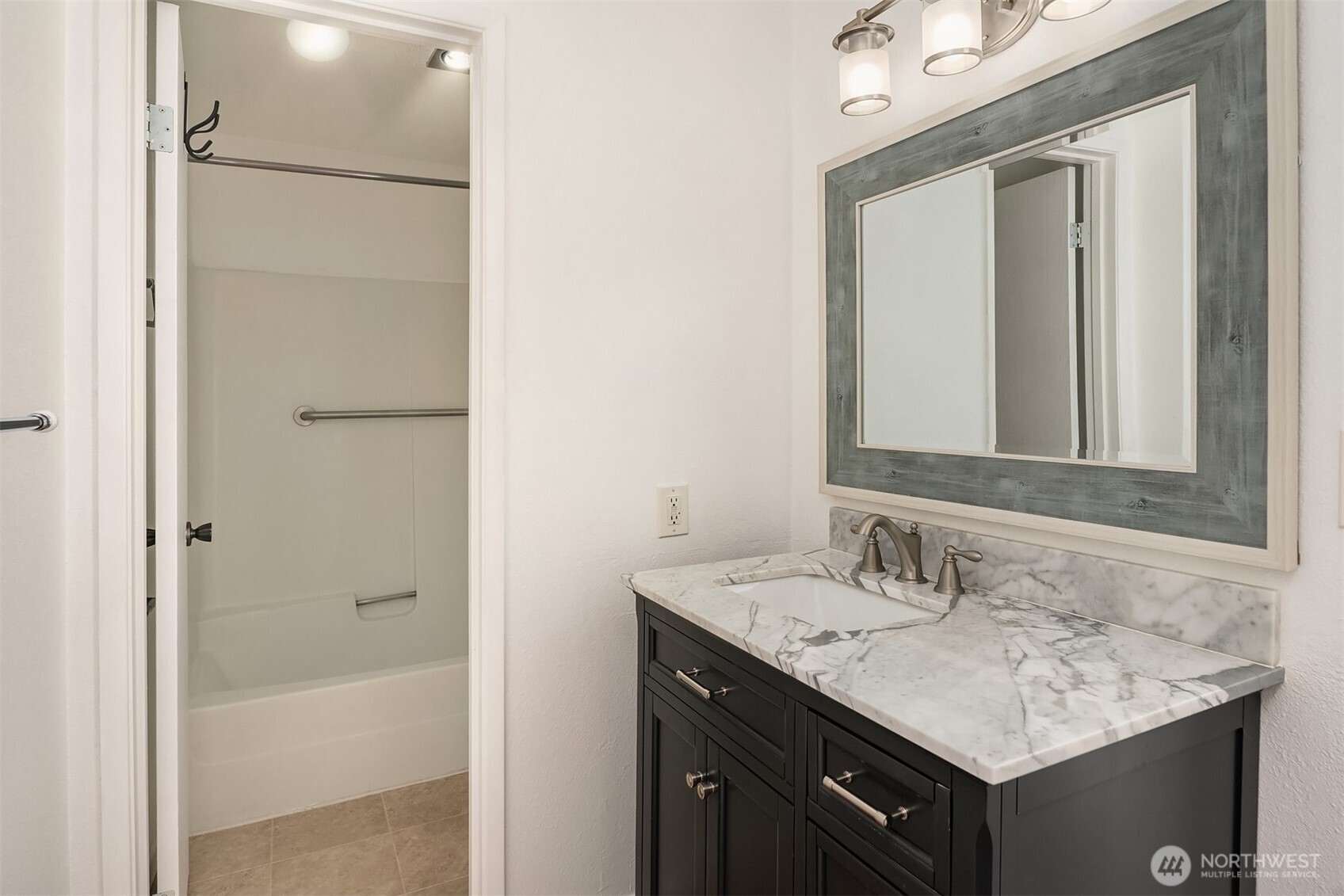 105 S 340th Street A Property Photo 10