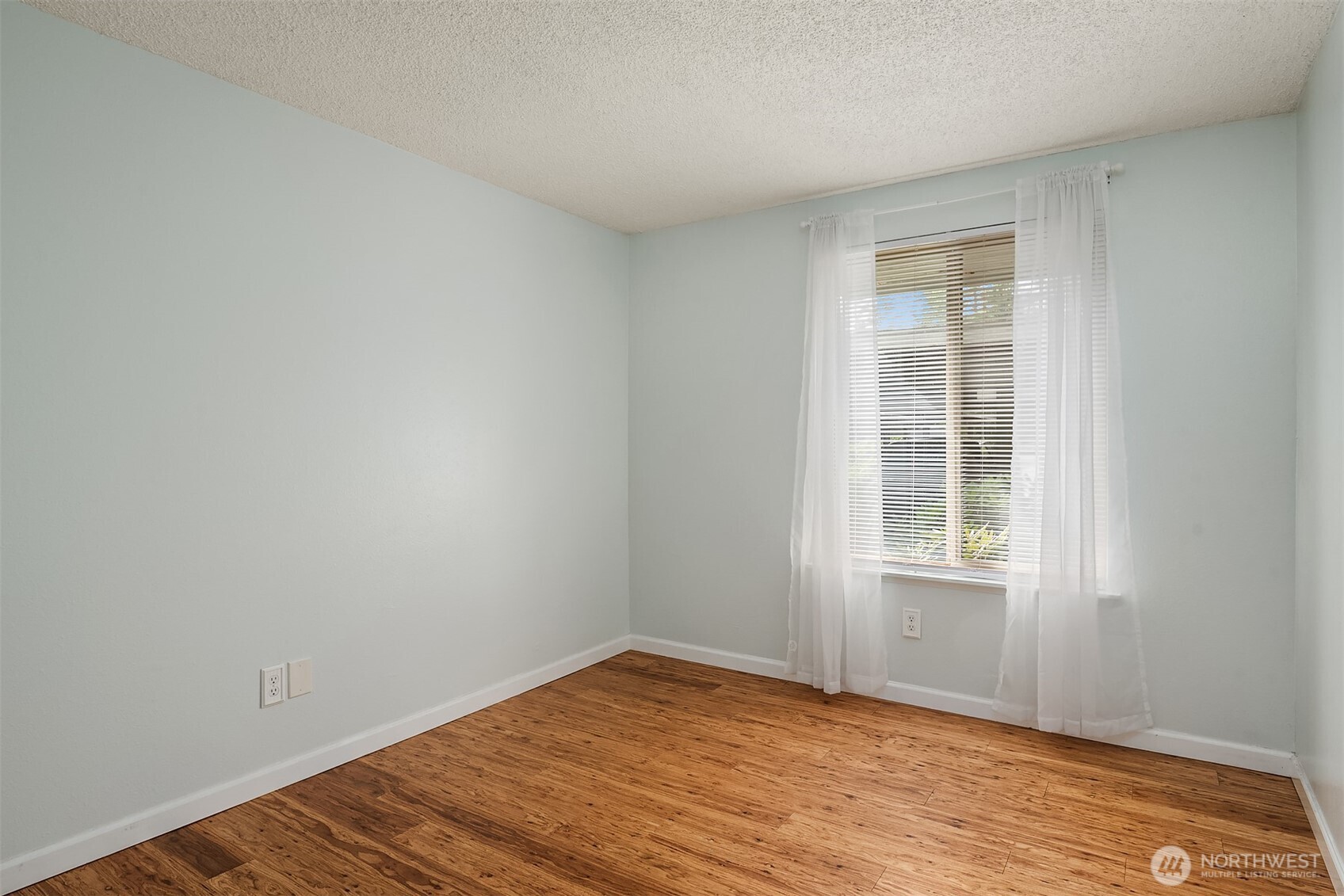 105 S 340th Street A Property Photo 12