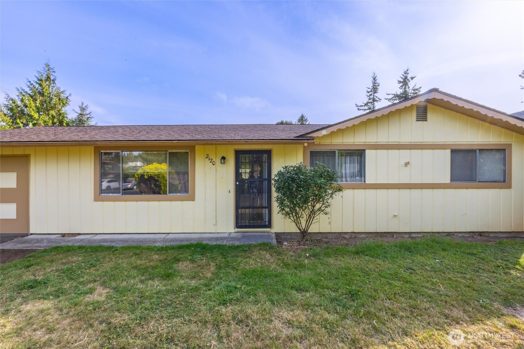 2120 Knox Avenue Property Photo 4