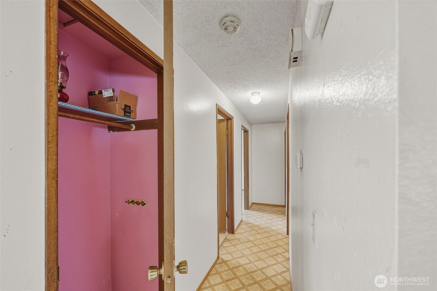 2120 Knox Avenue Property Photo 13