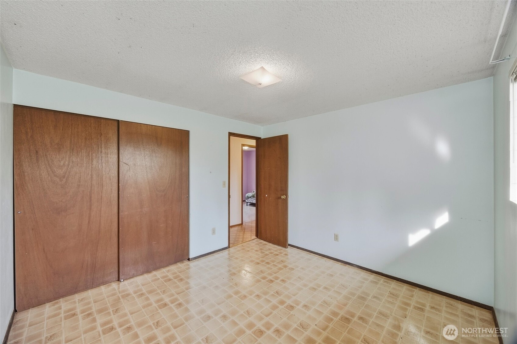 2120 Knox Avenue Property Photo 18