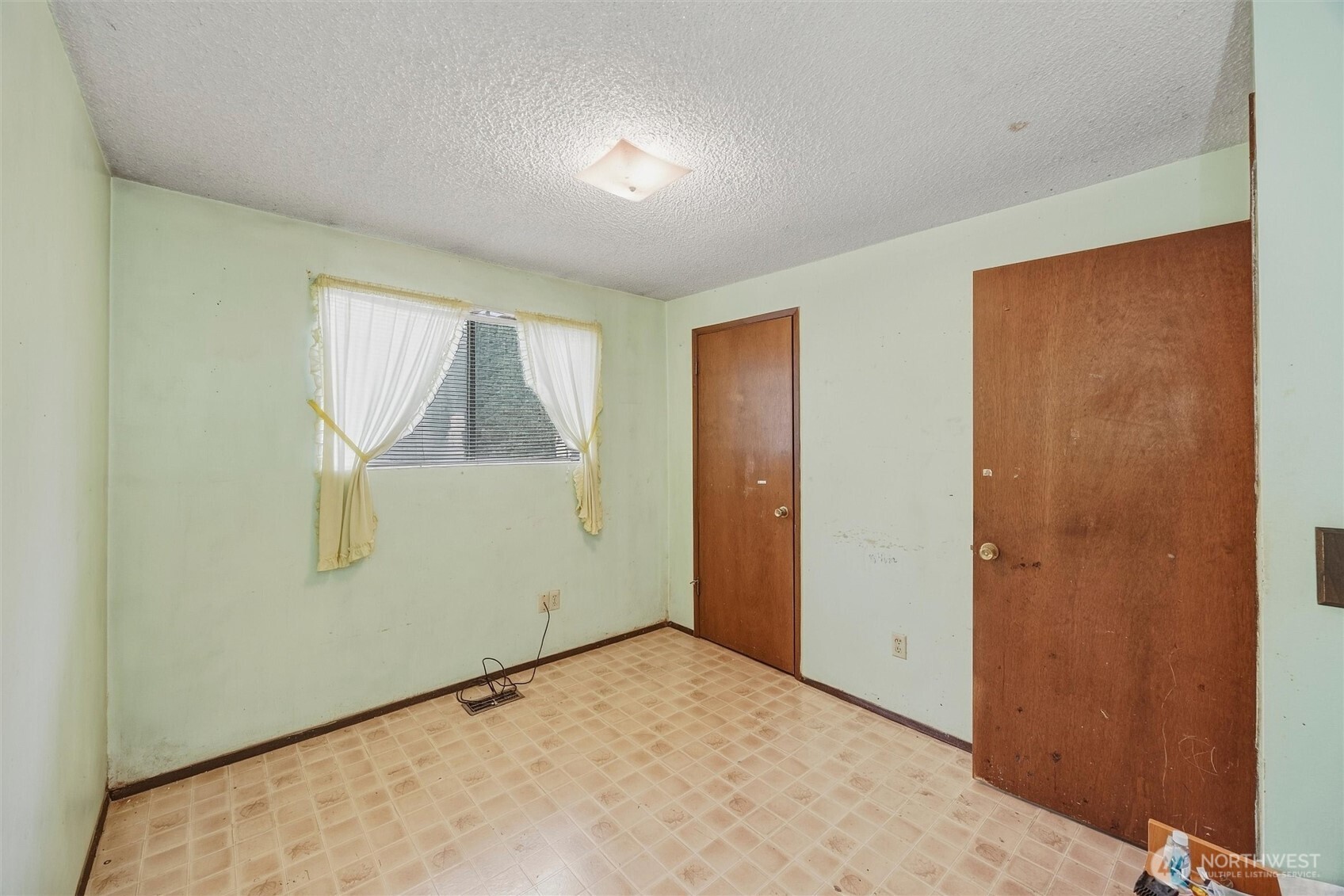 2120 Knox Avenue Property Photo 20