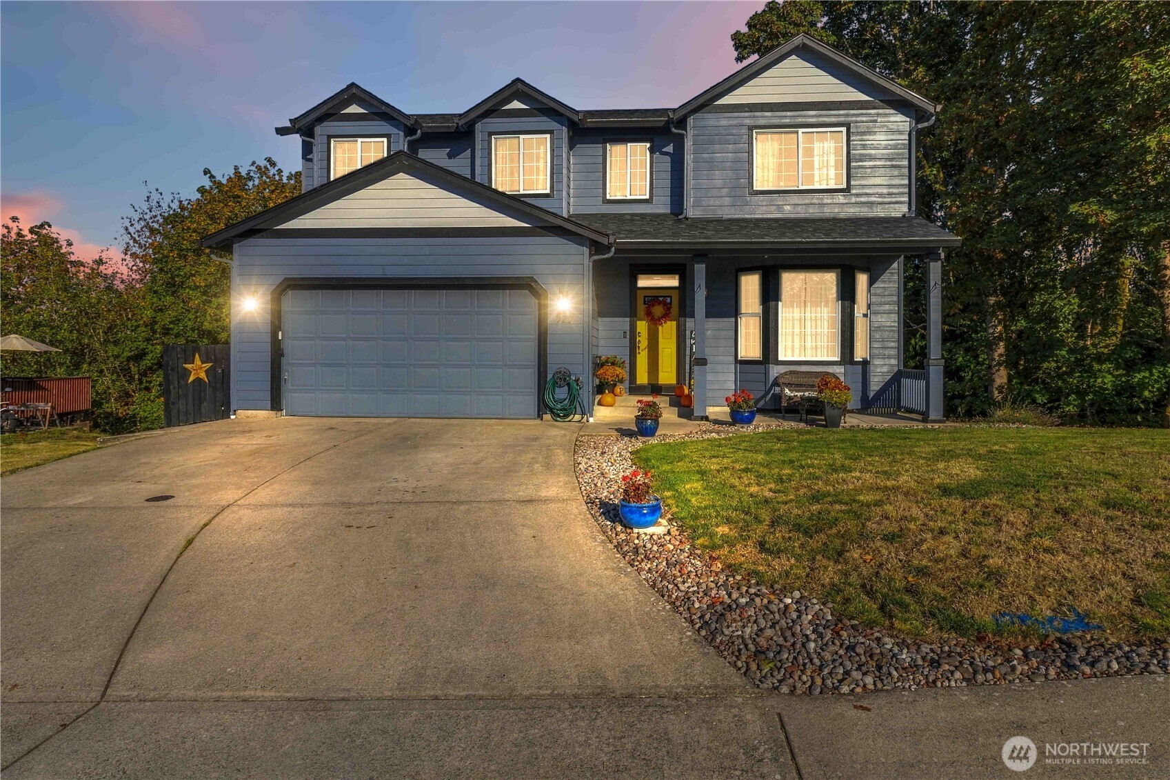 929 Edinburgh Court Property Photo 1
