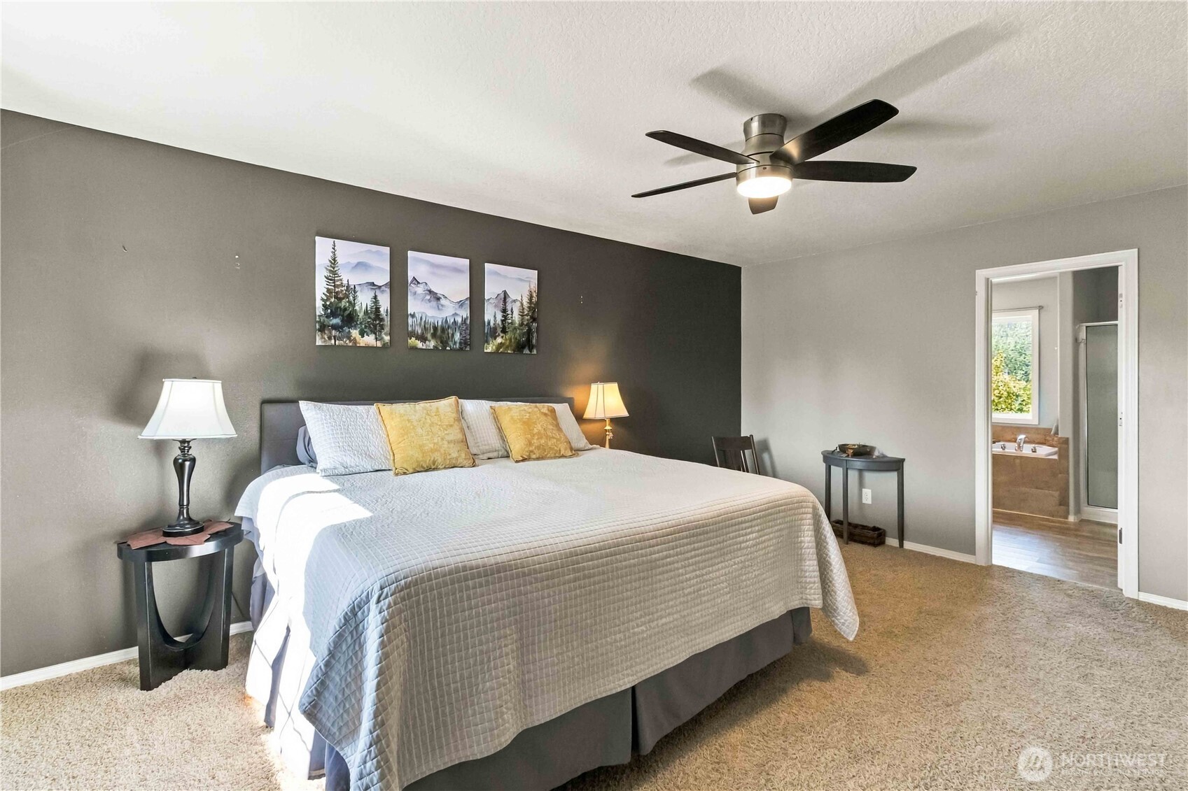 929 Edinburgh Court Property Photo 14